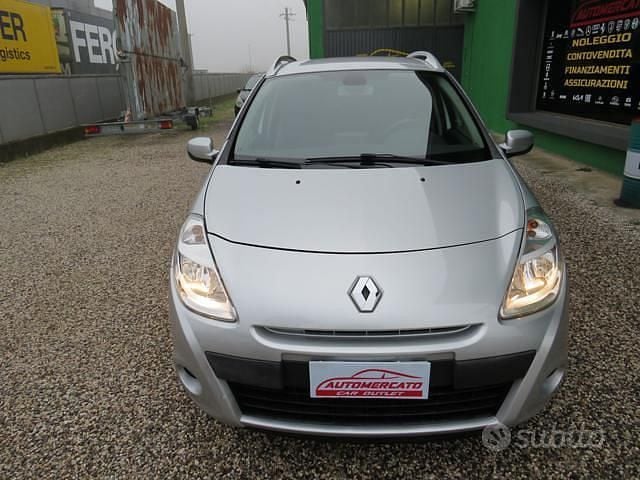 Usata Renault Clio GrandTour Luxe 85 CV (62 kW) 2010 Grigio Station wagon