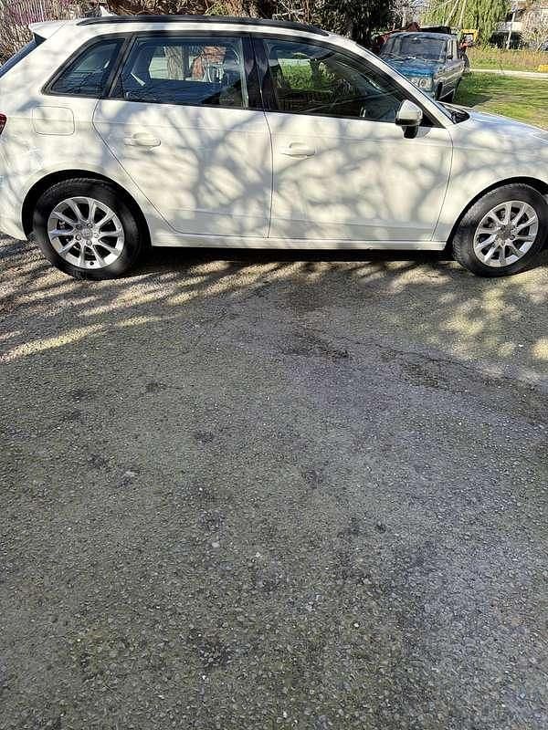 Usata Audi A3 Ambiente 105 CV (77 kW) 2014 Bianco Berlina