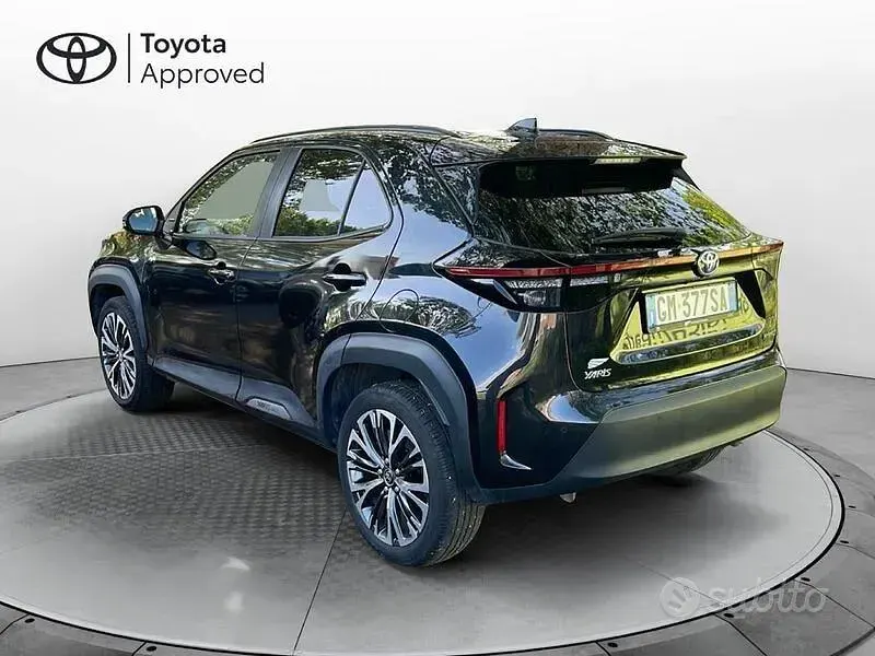Usata Toyota Yaris Cross Lounge 116 CV (85 kW) 2023 Nero SUV