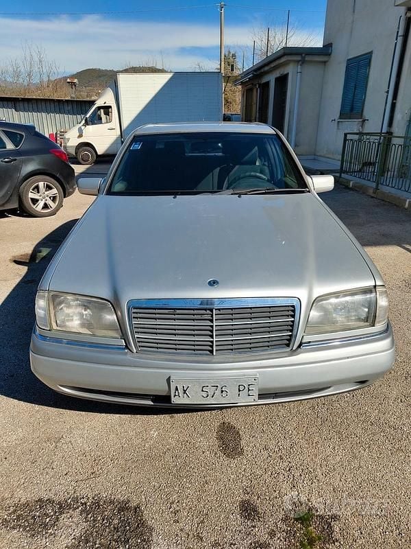 Usata Mercedes C250 1995 Grigio Berlina