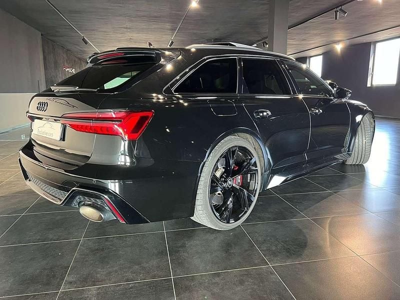 Usata Audi RS6 Ambiente 600 CV (441 kW) 2021 Nero mythos met. Station wagon