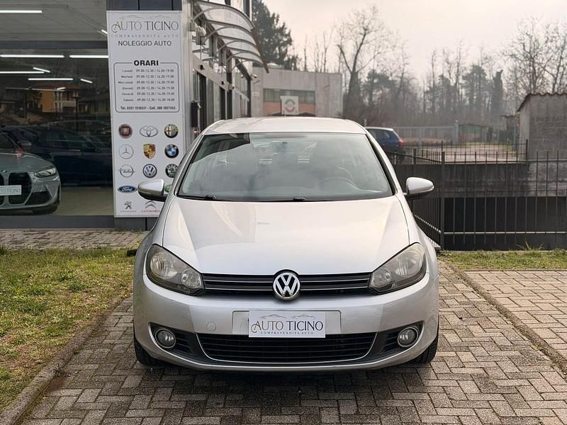 Usata VW Golf VI Highline 140 CV (102 kW) 2010 Argento Utilitaria
