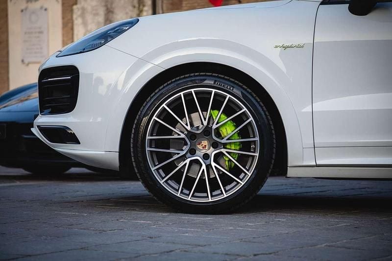 Usata Porsche Cayenne Coupe 462 CV (339 kW) 2021 Bianco SUV