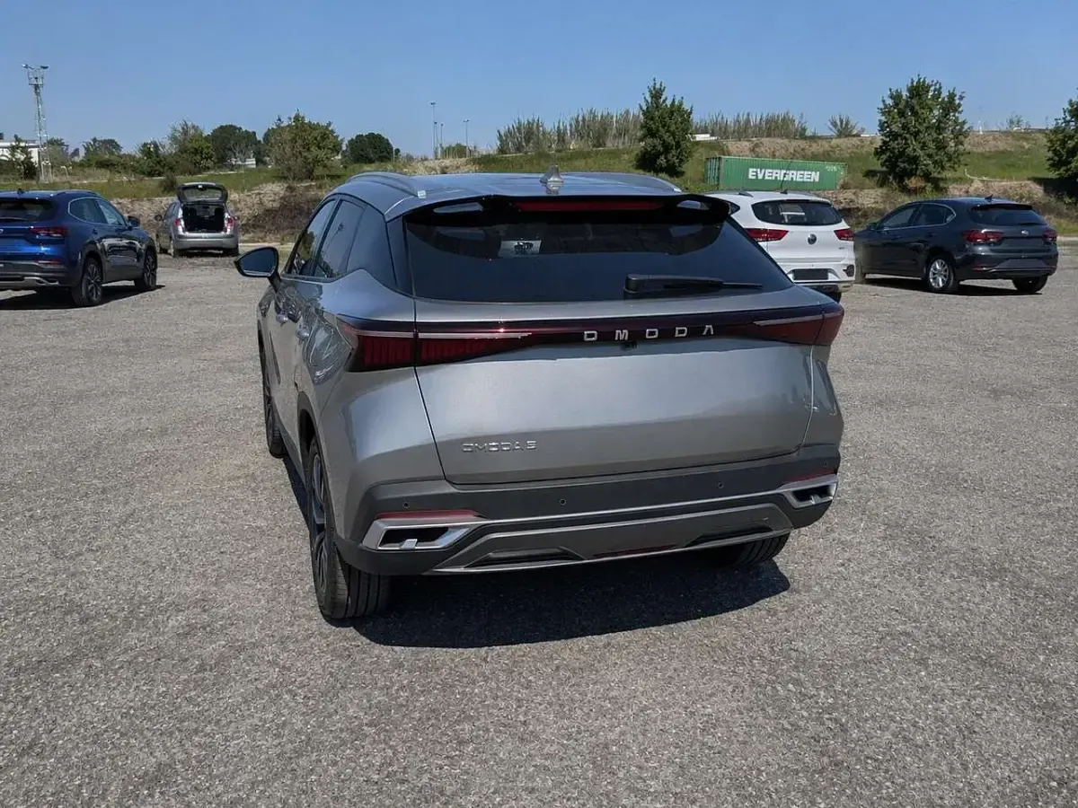 Usata Omoda 5 147 CV (108 kW) 2025 Aviation silver SUV