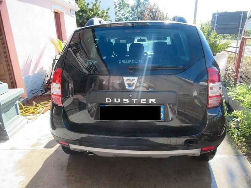 Usata Dacia Duster 105 CV (77 kW) 2014 Nero SUV