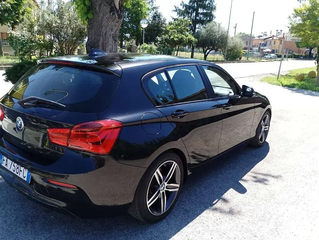 Brugt BMW 116 Sport Line 116 HK (85 kW) 2015 Sort Hatchback