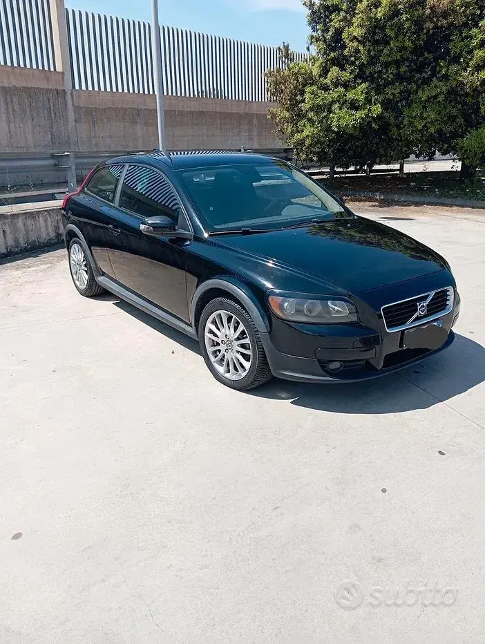 Usata Volvo C30 109 CV (80 kW) 2009 Utilitaria