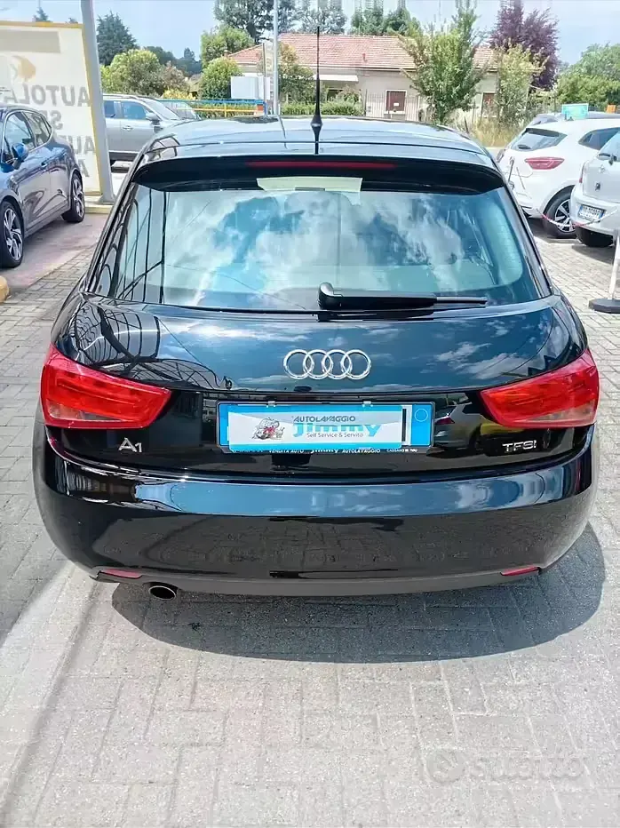 Usata Audi A1 Ambition 86 CV (63 kW) 2015 Nero Utilitaria