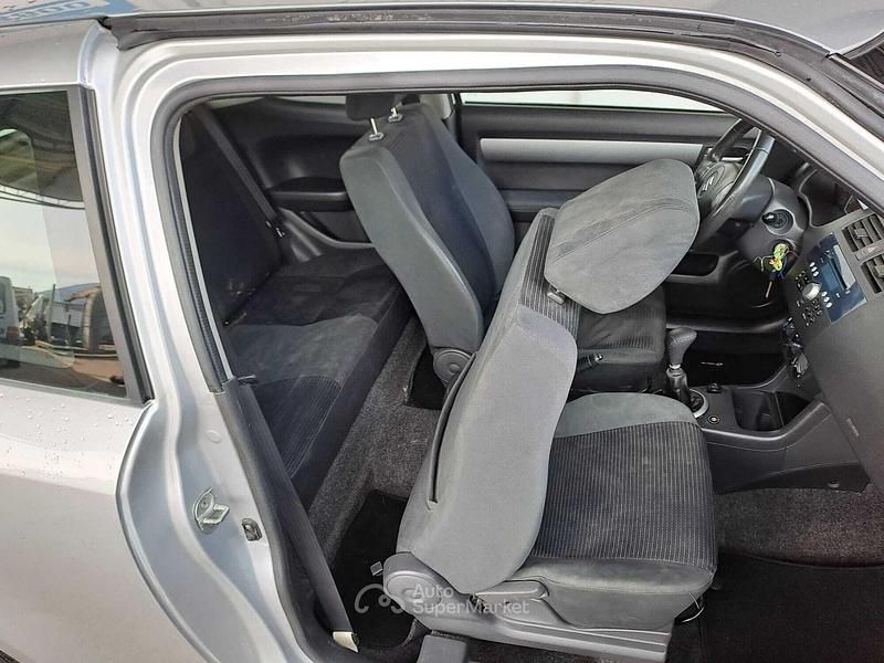 Usata Suzuki Swift 92 CV (67 kW) 2008 Argento Utilitaria