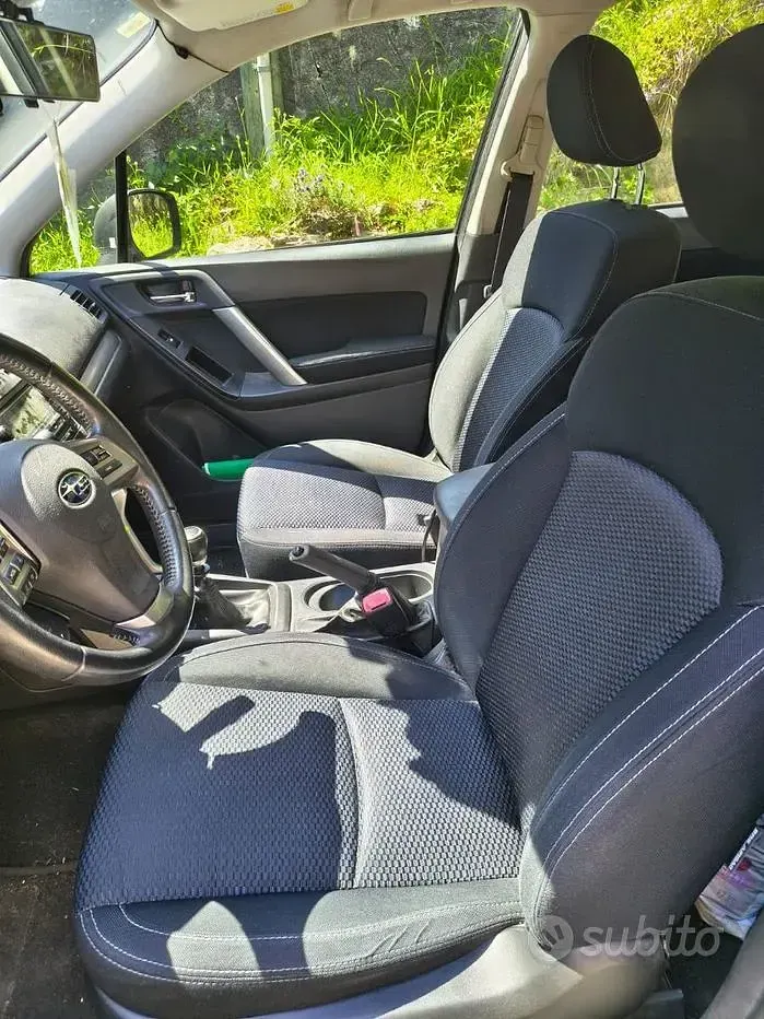 Usata Subaru Forester Trend 175 CV (128 kW) 2014 Grigio SUV