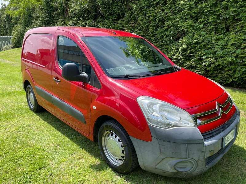 Usata Citroën Berlingo 98 CV (72 kW) 2011 Rosso Monovolume
