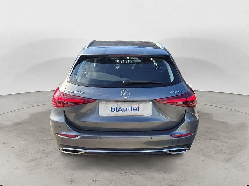 Usata Mercedes C220 200 CV (147 kW) 2023 Argento Station wagon