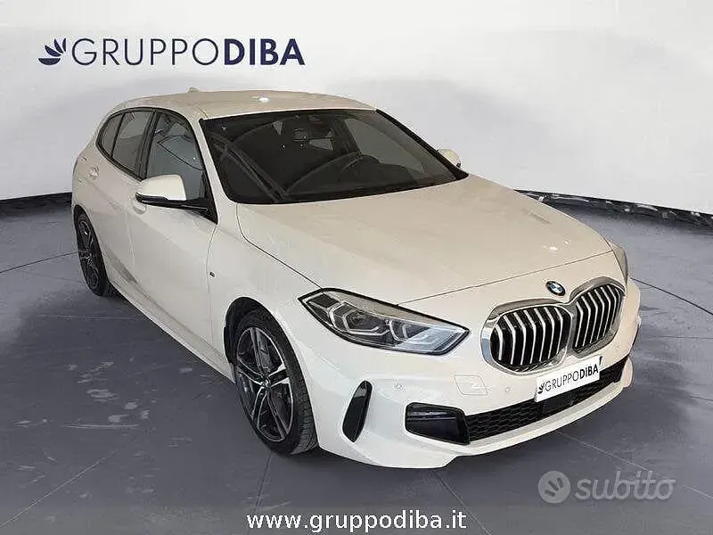 Usata BMW 116 M Sport 116 CV (85 kW) 2022 Bianco Utilitaria