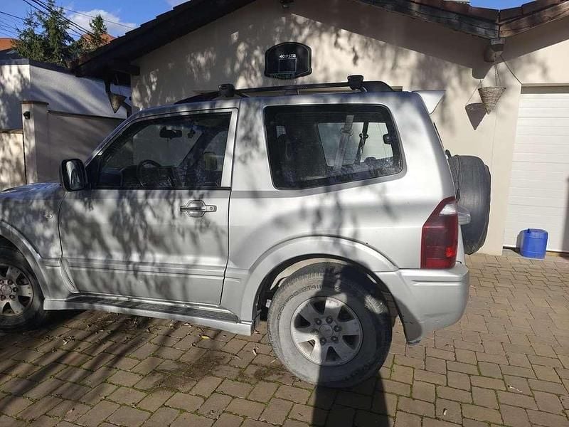 Usata Mitsubishi Pajero 160 CV (117 kW) 2003 Grigio SUV