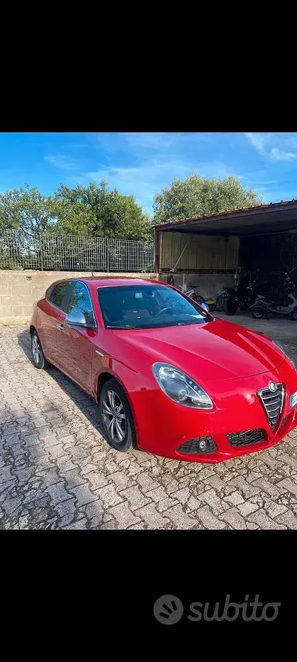 Usata Alfa Romeo Giulietta 105 CV (77 kW) 2011 Rosso Utilitaria