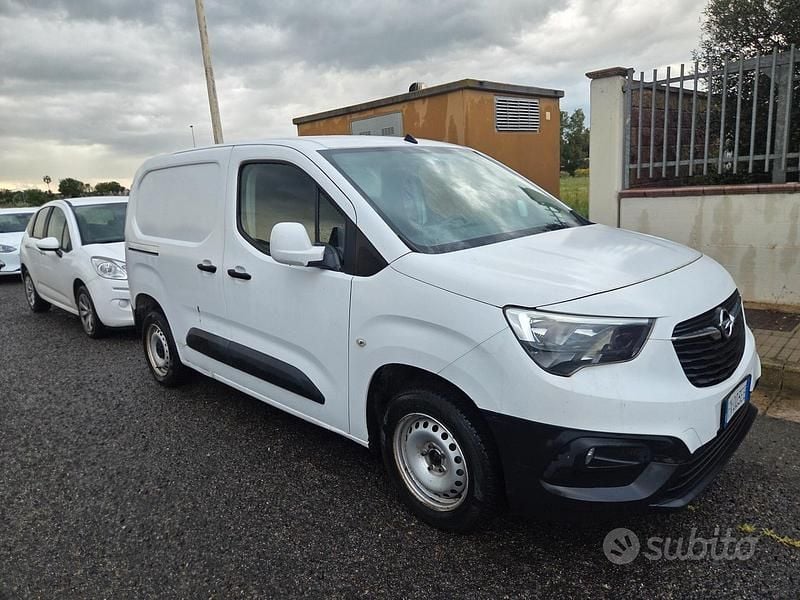 Occasion Opel Combo S 102 ch (75 kW) 2019 Blanc Monospace