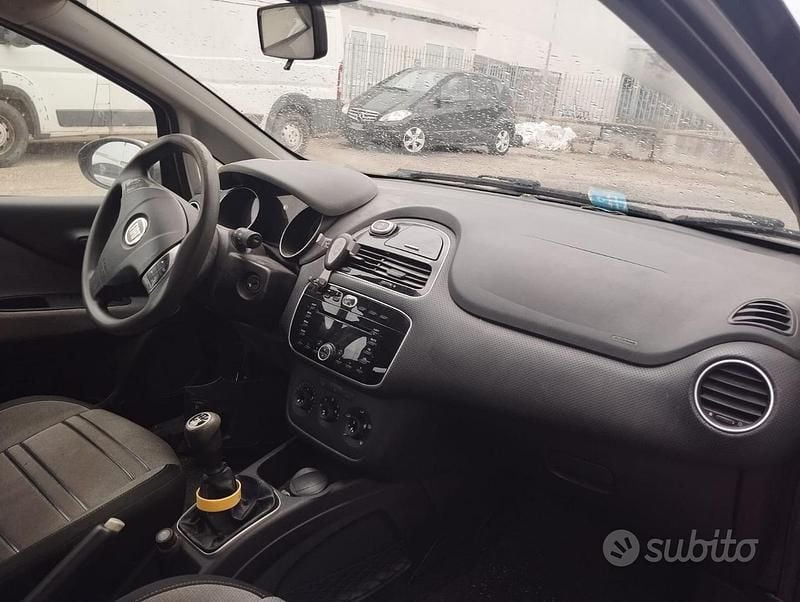 Usata Fiat Punto Evo 75 CV (55 kW) 2012 Nero Utilitaria