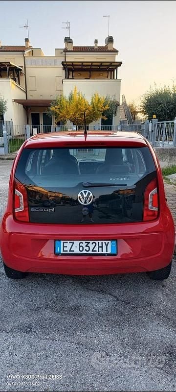 Usata VW up! 2016 Utilitaria