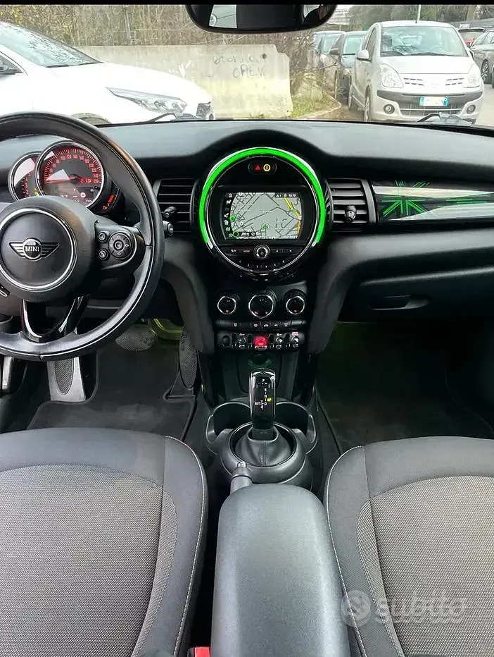 Usata Mini Cooper D Hype 116 CV (85 kW) 2018 Utilitaria
