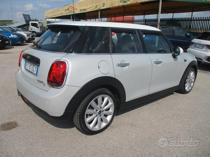 Usata Mini Cooper D Hype 116 CV (85 kW) 2019 Grigio Utilitaria