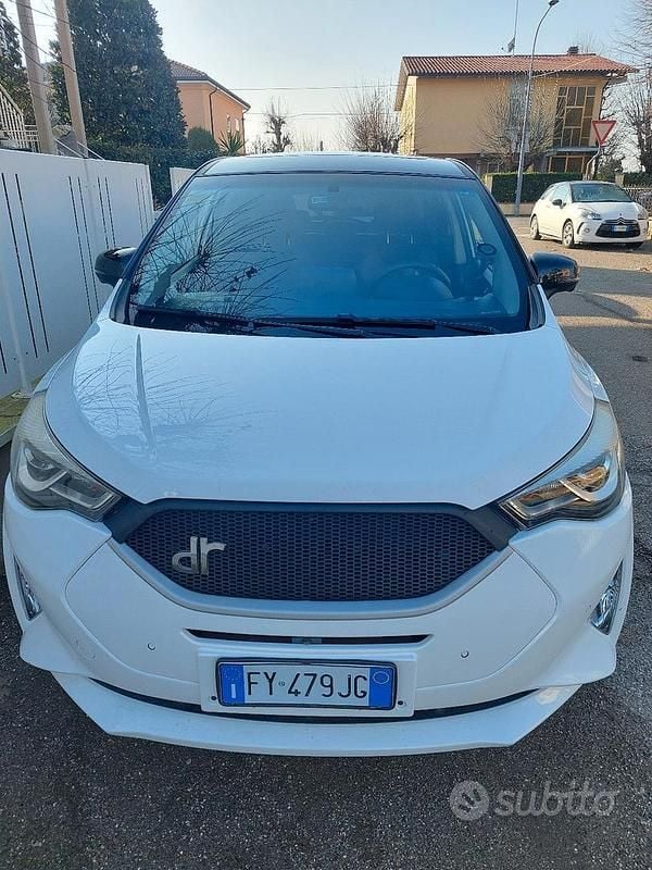 Usata DR DR 4.0 114 CV (83 kW) 2019 Bianco SUV
