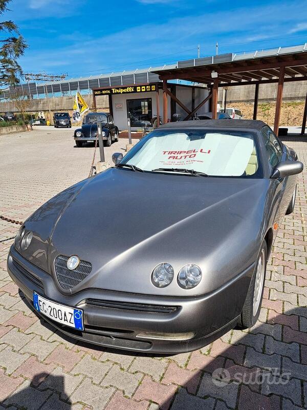 Usato 1996 Alfa Romeo GTV 2.0 Benzin 150 CV (11.900 €)