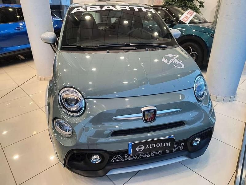 Usata Abarth 695 181 CV (133 kW) 2020 Verde Utilitaria