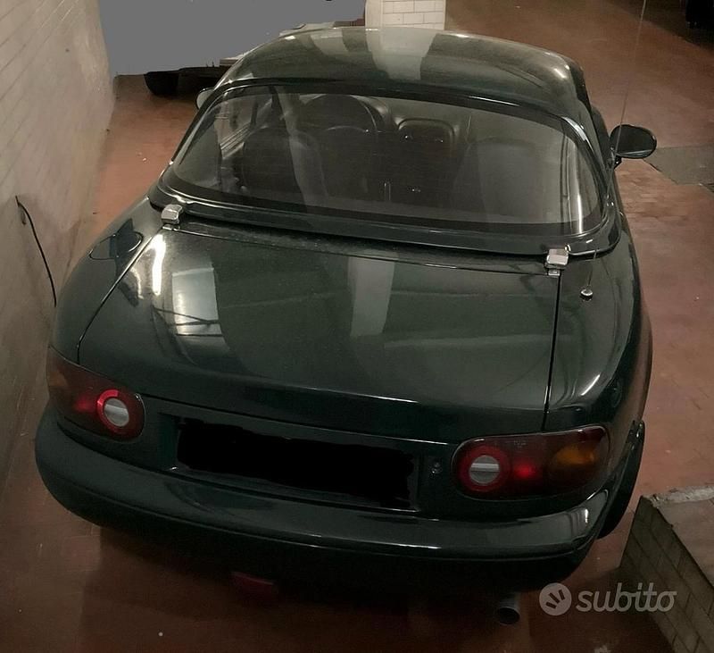 Usata Mazda MX5 90 CV (66 kW) 1996 Verde Cabrio