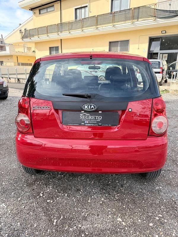 Usata Kia Picanto 60 CV (44 kW) 2009 Rosso Utilitaria