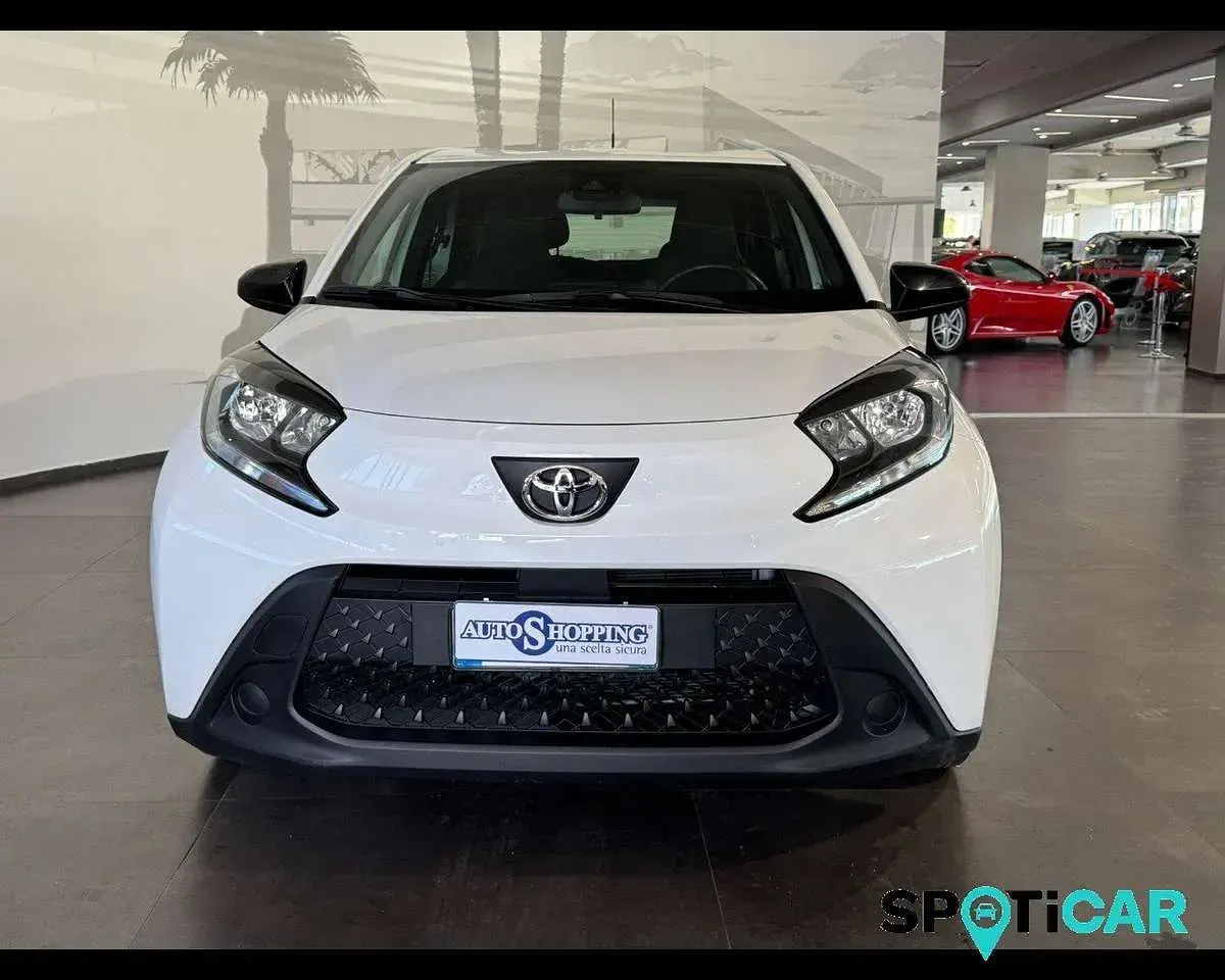 Usata Toyota Aygo X Active 72 CV (52 kW) 2024 Bianco SUV