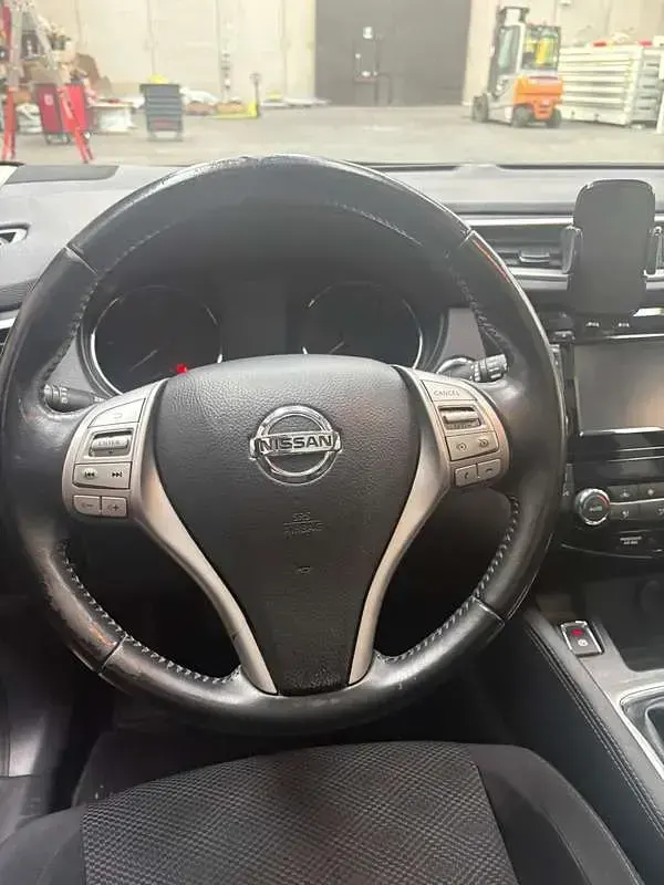 Usata Nissan Qashqai Tekna 110 CV (80 kW) 2017 Grigio SUV