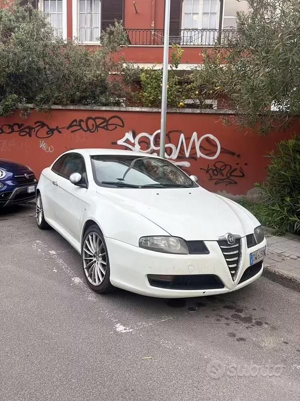Usata Alfa Romeo GT 150 CV (110 kW) 2009 Bianco Coupé