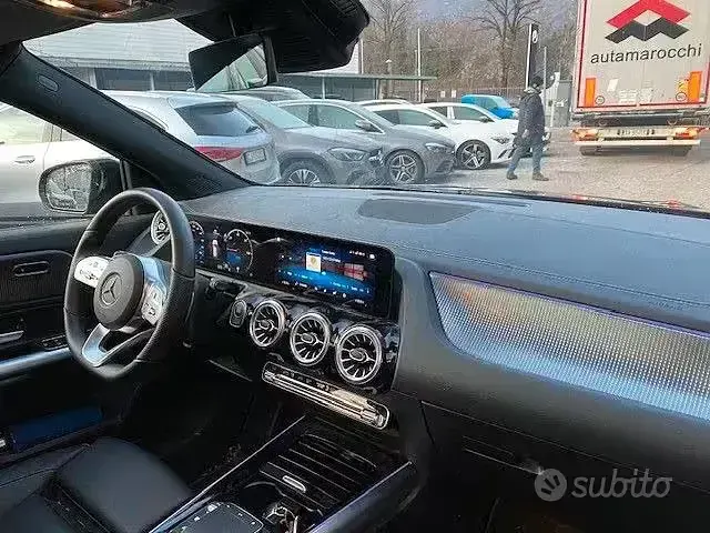 Usata Mercedes EQA300 139 kW (189 CV) 2022 Nero SUV