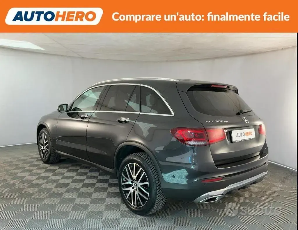 Usata Mercedes GLC43 AMG 194 CV (142 kW) 2021 Grigio SUV