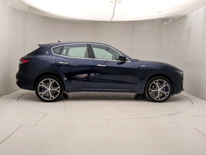 Usata Maserati Levante GT 330 CV (242 kW) 2021 Blu SUV