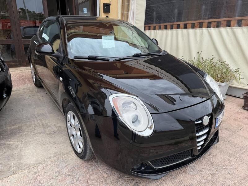 Usata Alfa Romeo MiTo Distinctive 120 CV (88 kW) 2010 Nero Utilitaria