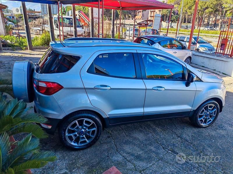 Begagnad Ford Ecosport Titanium 95 HK (69 kW) 2016 Grå SUV