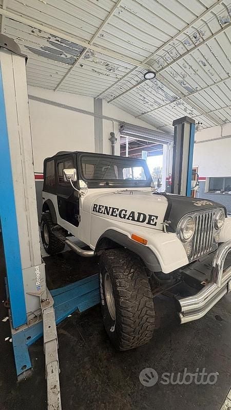 Usata Jeep CJ 1981 Bianco SUV