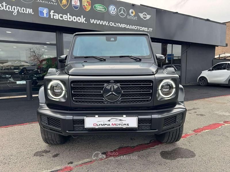 Usata Mercedes G400 AMG 330 CV (242 kW) 2023 G manufaktur classicgrau uni SUV
