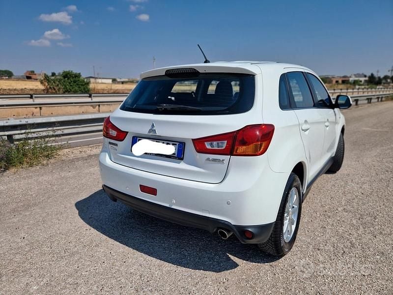 Usata Mitsubishi ASX Invite 150 CV (110 kW) 2014 Bianco SUV