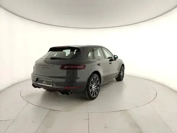 Usata Porsche Macan Turbo Performance Package 441 CV (324 kW) 2018 Grigio met SUV