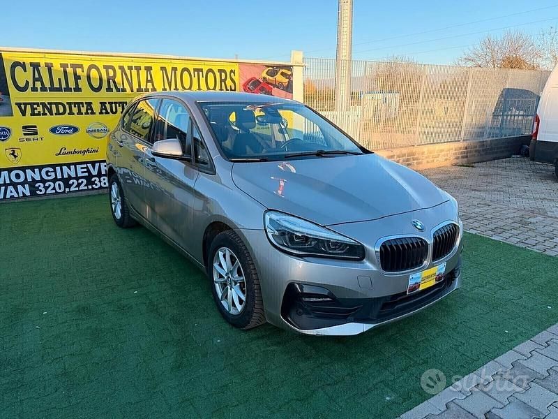 Usata BMW 216 Active Tourer 115 CV (84 kW) 2020 Marrone Monovolume
