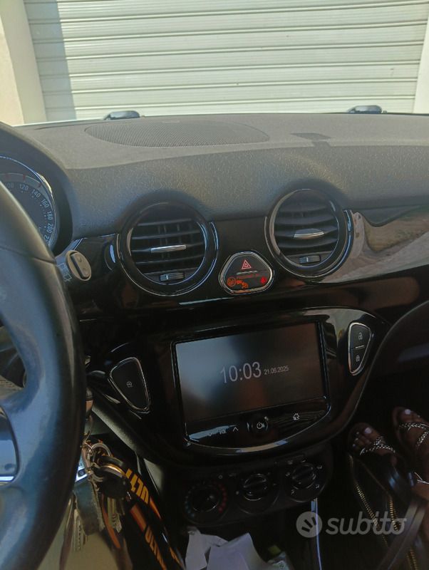 Usata Opel Adam Jam 70 CV (51 kW) 2013 Bianco Utilitaria