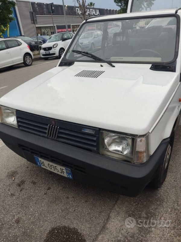 Usata Fiat Panda Young 39 CV (28 kW) 2001 Bianco Utilitaria