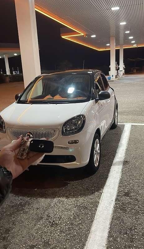 Usata 2019 Smart ForFour Passion Utilitaria | 14.500 € (Buon prezzo) - Immagine 1/4