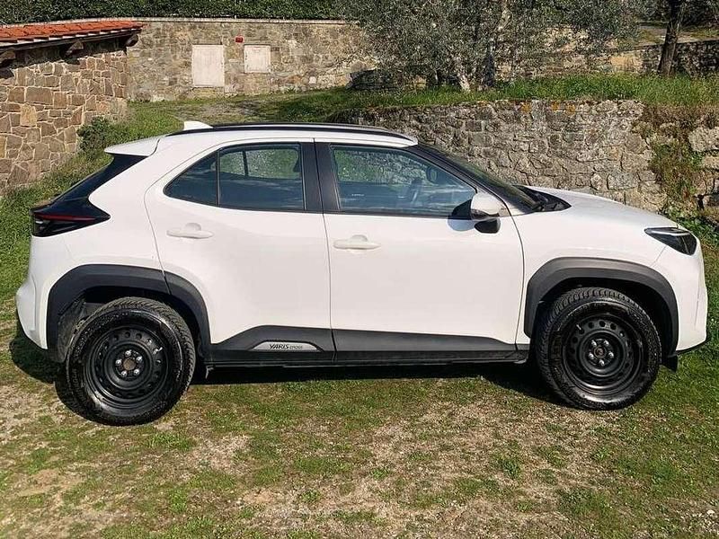 Usata Toyota Yaris Cross Active 92 CV (67 kW) 2023 SUV