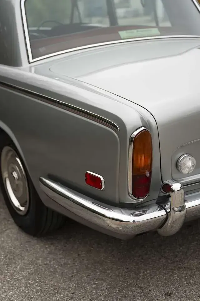Usata Rolls Royce Silver Shadow 197 CV (144 kW) 1972 Argento Berlina