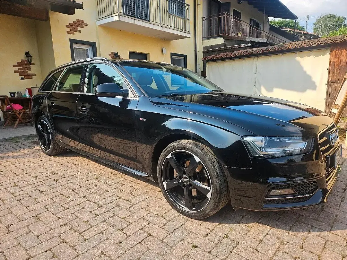 Usata Audi A4 150 CV (110 kW) 2015 Nero Station wagon