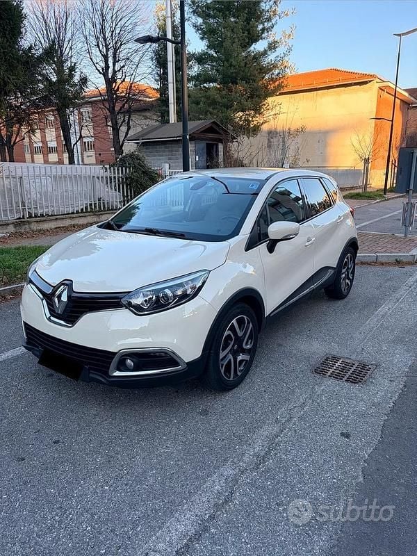 Usata Renault Captur 90 CV (66 kW) 2014 Bianco SUV