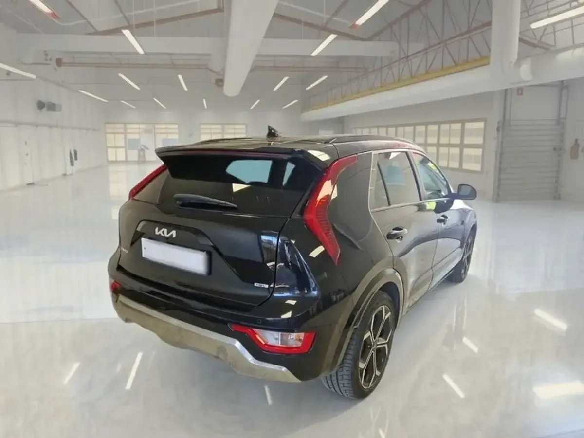 Usata Kia Niro Style 105 CV (77 kW) 2023 Nero SUV